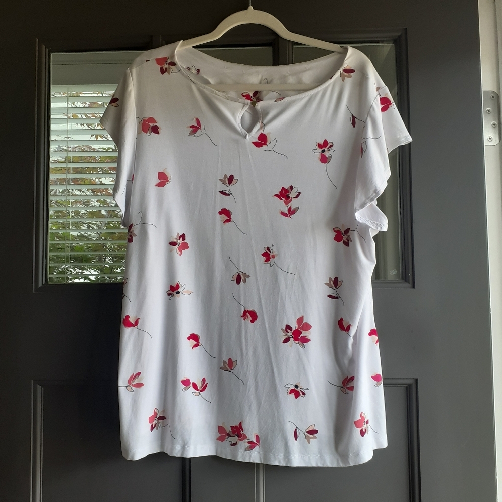Liz Clairborne Floral White and Pink Pleated Flowy Women's Top Blouse Size 1X - Picture 3 of 8